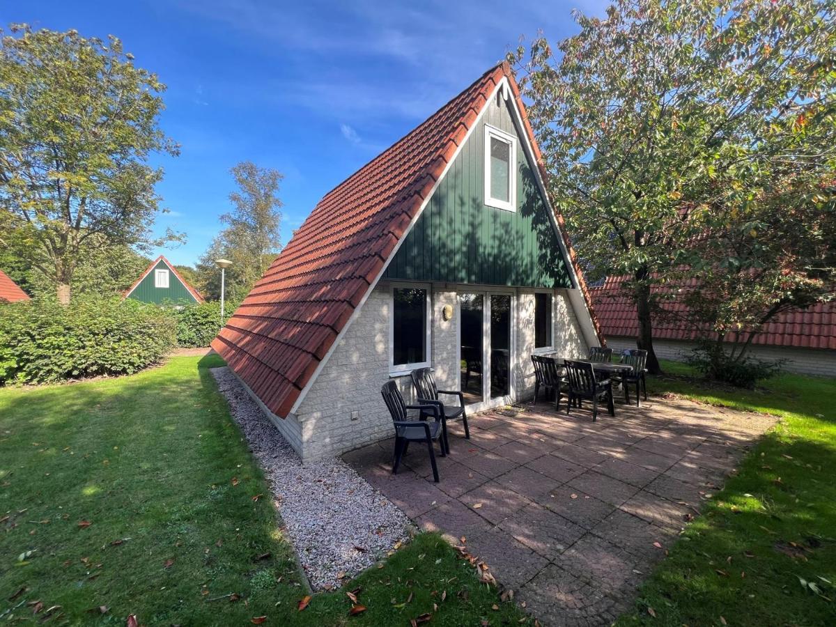 Het Familie Boshuisje - Vakantiewoning Op Prachtig Park Met Veel Faciliteiten Inc Ligbad Gramsbergen Esterno foto